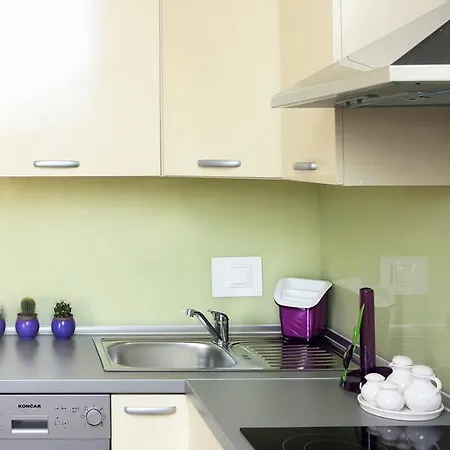 Luvi Appartement *